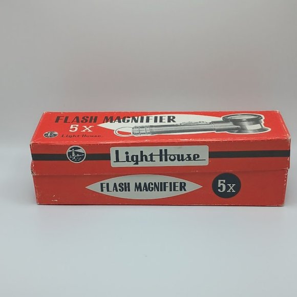 Vintage Lighthouse Flash Magnifier 5X - Picture 2 of 8